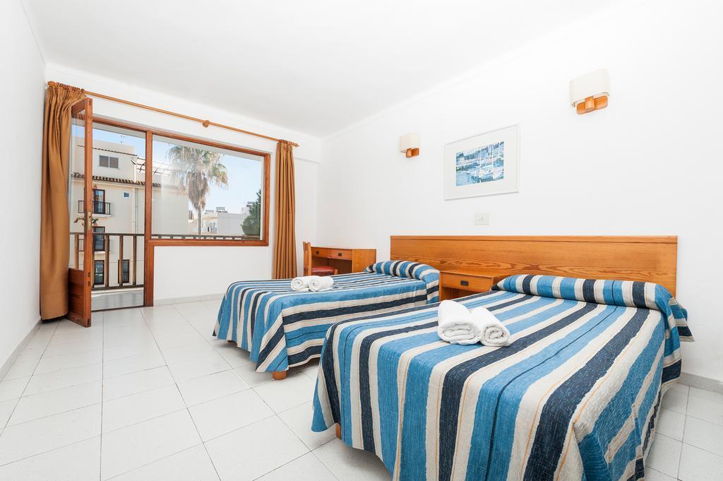 Hostal Casa Bauza Cala Ratjada  Pokoj fotografie