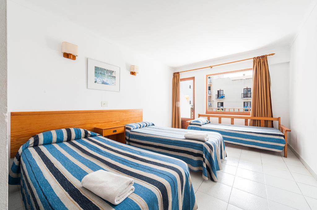 Hostal Casa Bauza Cala Ratjada  Pokoj fotografie